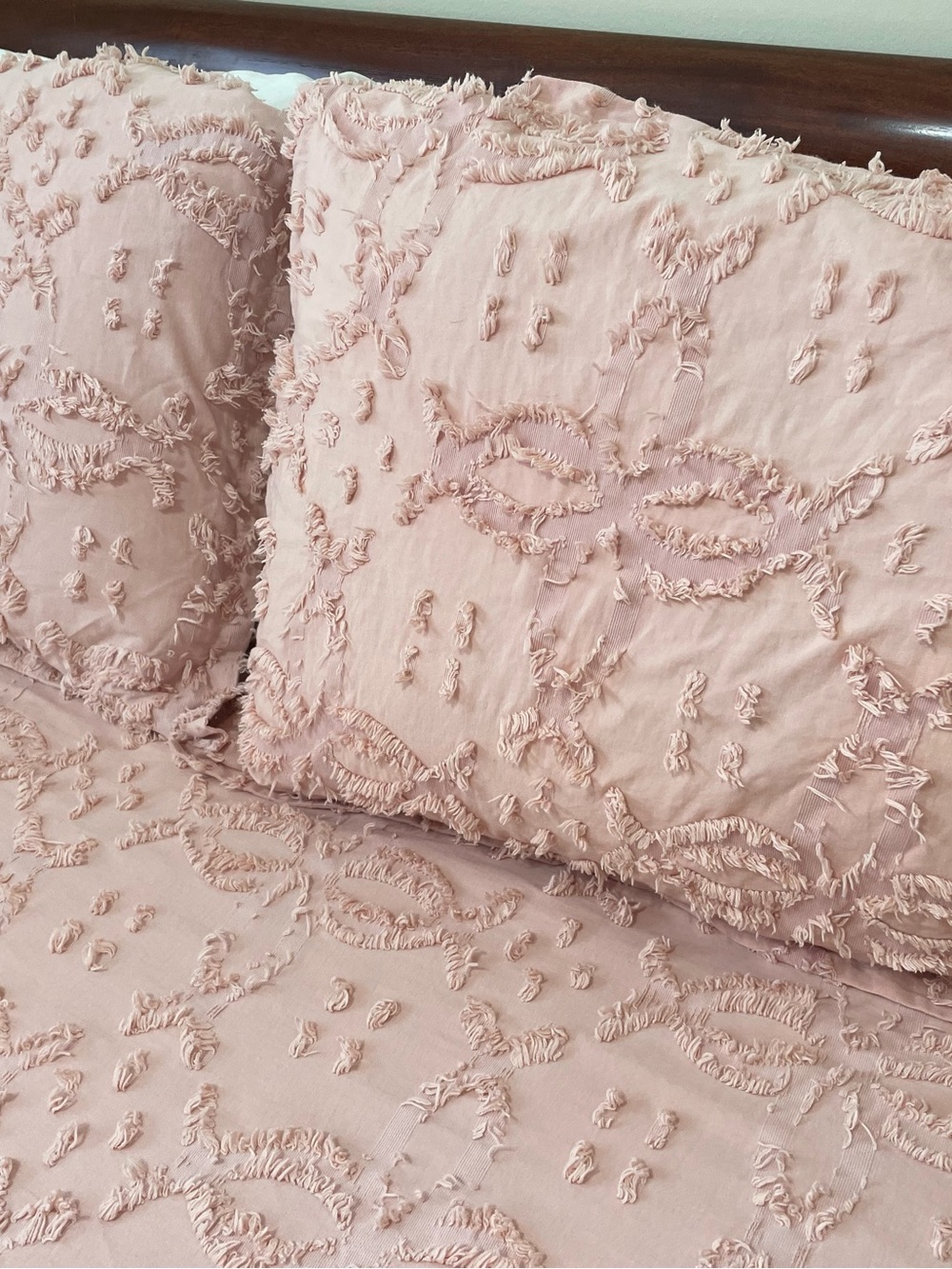 Target Threshold Pink Tufted Chenille Full/Queen Duvet Cover & Shams - Picture 5 of 10
